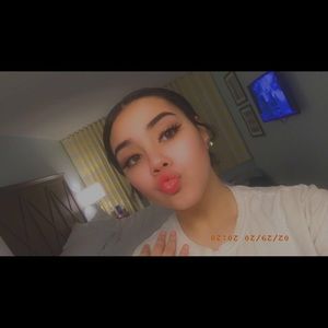 Meet your Posher, Arianna